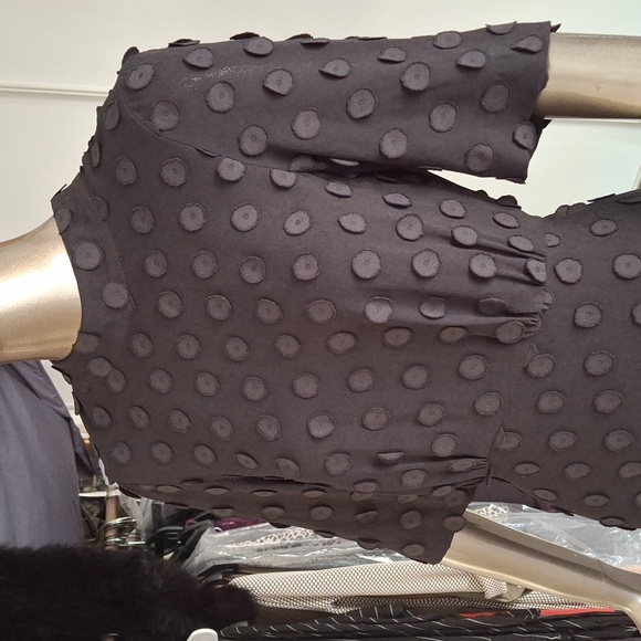 Vintage 60's trace off dress in textured georgette - Picture 2 of 7